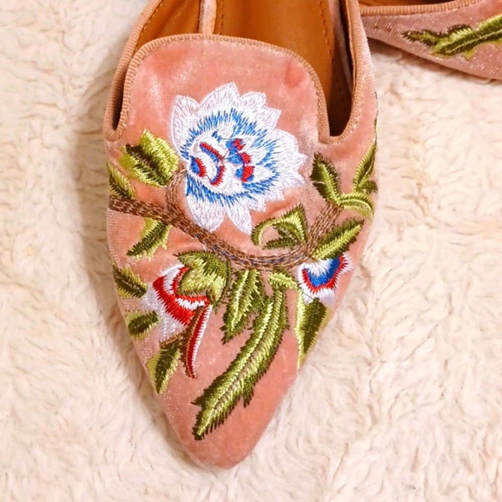 CAPE ROBBIN Pointed Toe Mule Flats, Pink Velvet, Floral Embroidery - Picture 2 of 14